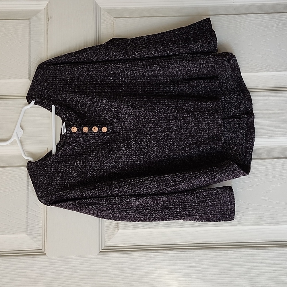 Long sleeve girls shirt